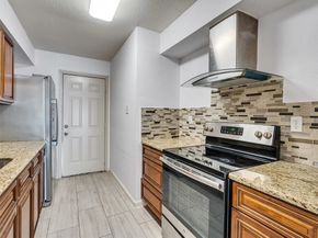 1701 Upland Drive 216, Houston TX 77043