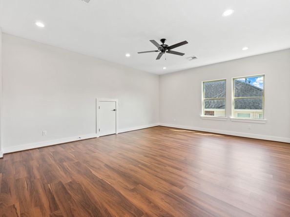 20627 Sunny Shores Drive, Houston TX 77346
