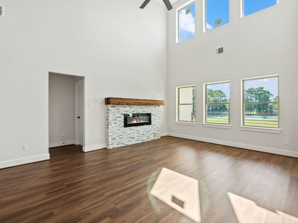 20627 Sunny Shores Drive, Houston TX 77346