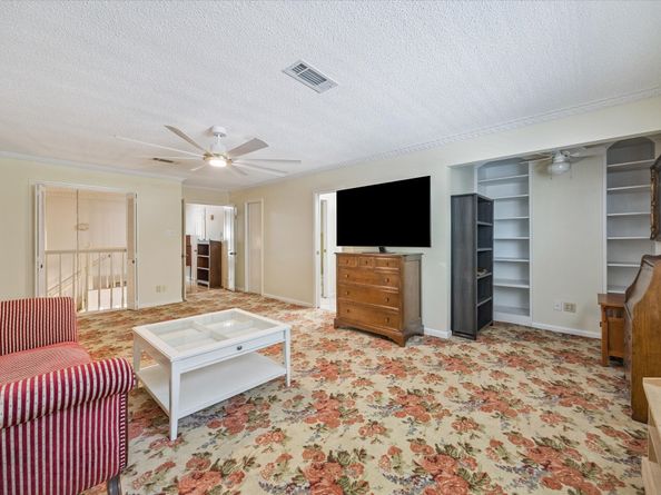 9620 Doliver Drive, Houston TX 77063