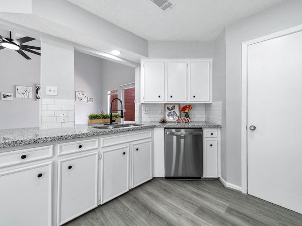 13502 Ravensway Drive, Cypress TX 77429