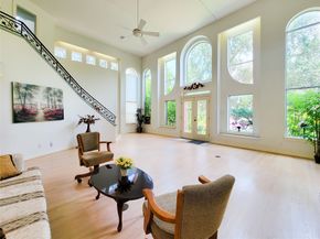 5437 Loch Lomond Drive, Houston TX 77096