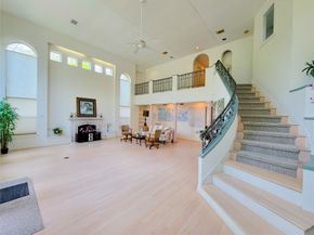 5437 Loch Lomond Drive, Houston TX 77096