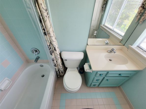 5437 Loch Lomond Drive, Houston TX 77096