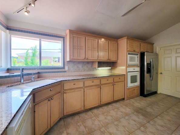 5437 Loch Lomond Drive, Houston TX 77096