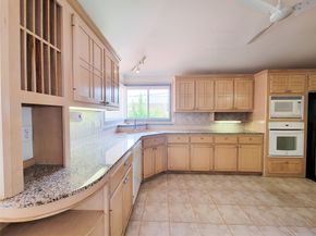 5437 Loch Lomond Drive, Houston TX 77096