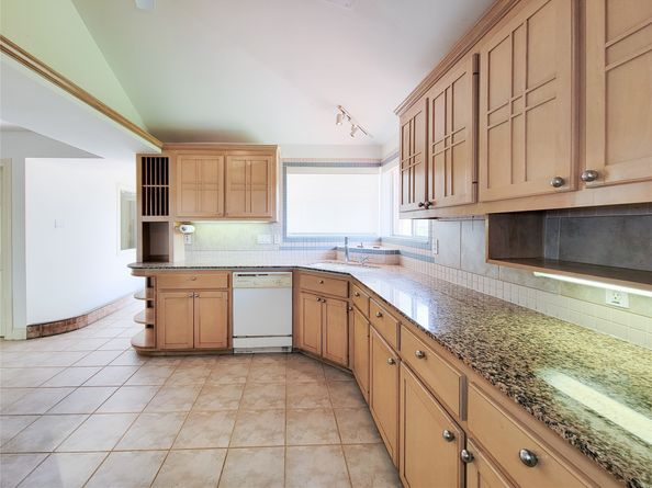 5437 Loch Lomond Drive, Houston TX 77096
