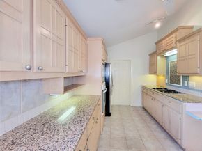 5437 Loch Lomond Drive, Houston TX 77096