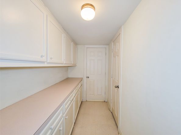 5437 Loch Lomond Drive, Houston TX 77096