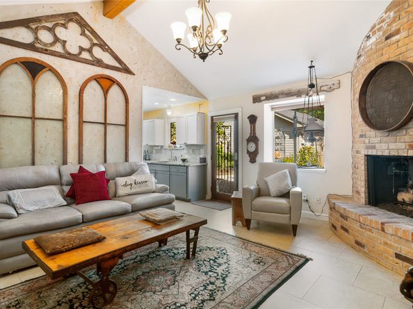 2003 Richvale Lane, Houston TX 77062