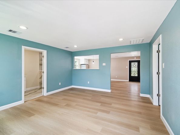 9206 Westview Drive, Houston TX 77055