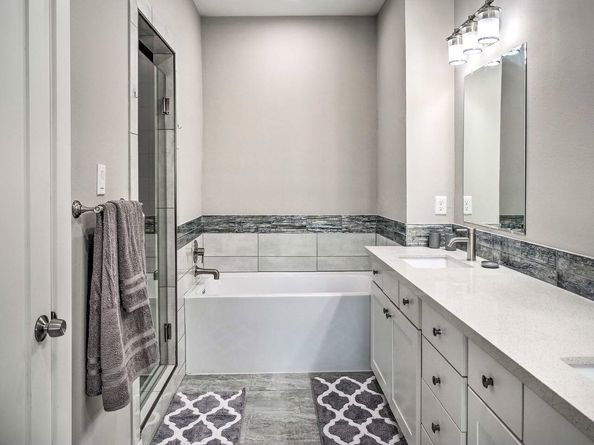 6403 Bowling Green Street, Houston TX 77021