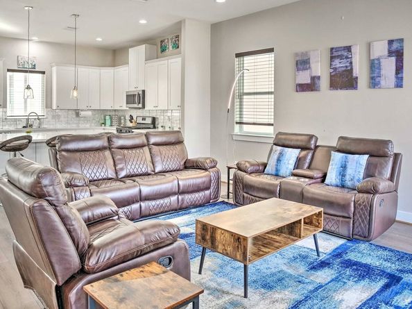 6403 Bowling Green Street, Houston TX 77021