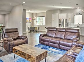 6403 Bowling Green Street, Houston TX 77021