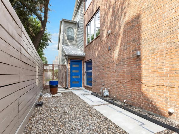 1222 Marconi Street, Houston TX 77019