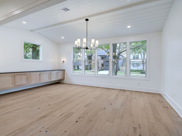1438 Wakefield Drive, Houston TX 77018