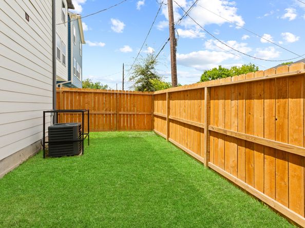 3738 La Salette Street, Houston TX 77021