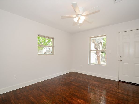 4337 Harby Street, Houston TX 77023