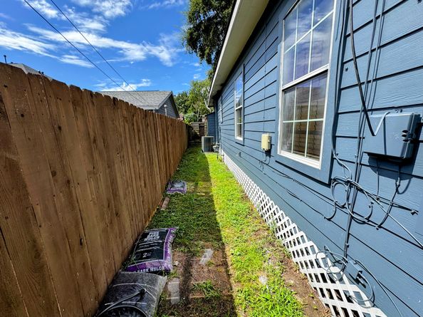 507 78th Street, Houston TX 77012