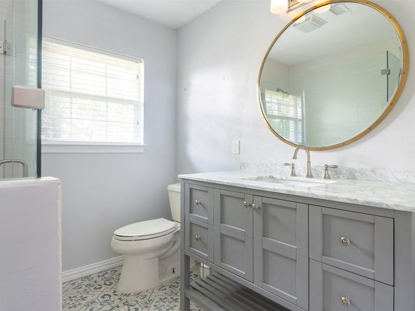2227 Libbey Drive, Houston TX 77018