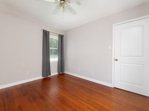 2227 Libbey Drive, Houston TX 77018