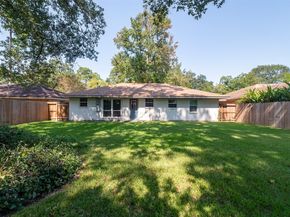 2227 Libbey Drive, Houston TX 77018