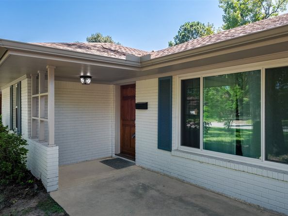 2227 Libbey Drive, Houston TX 77018