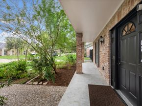 10814 Piping Rock Lane, Houston TX 77042