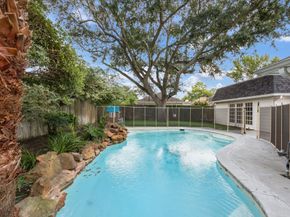 10814 Piping Rock Lane, Houston TX 77042