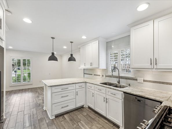 10814 Piping Rock Lane, Houston TX 77042