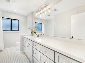 10726 Riverview Drive, Houston TX 77042