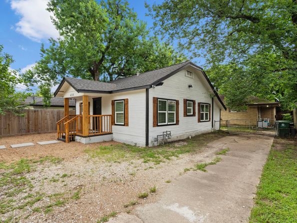 4208 Delhi Street, Houston TX 77022