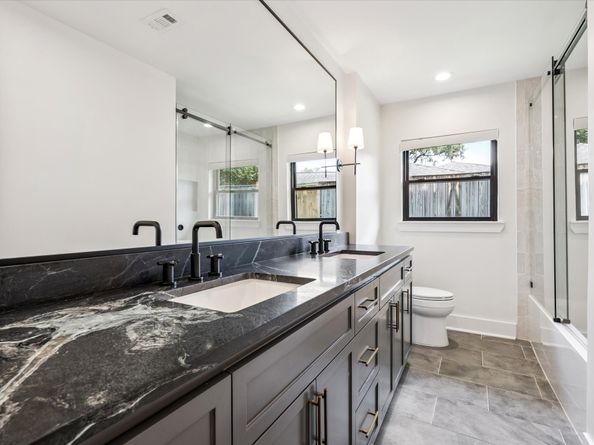 4719 Ivanhoe Street, Houston TX 77027