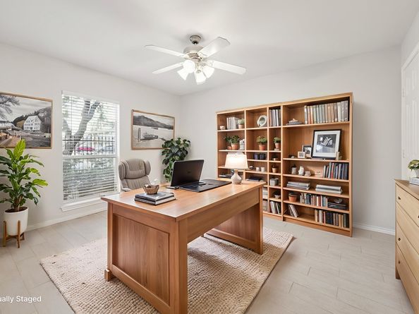 1138 W 25th Street F, Houston TX 77008