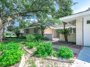 1616 Redway Lane, Houston TX 77062