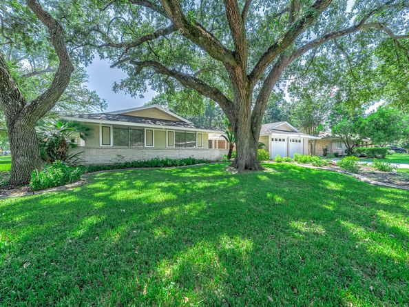1616 Redway Lane, Houston TX 77062