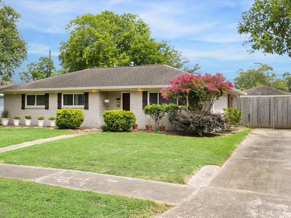 5759 Firenza Drive, Houston TX 77035