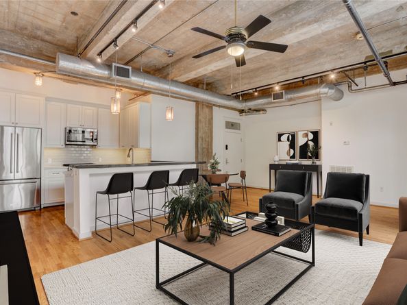 204 Travis Street 4D, Houston TX 77002