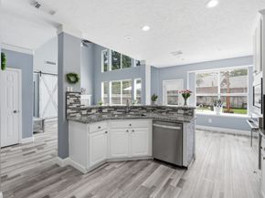 2 Sweet Birch Place, The Woodlands TX 77382