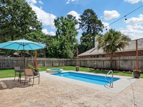 2 Sweet Birch Place, The Woodlands TX 77382