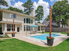 2 Sweet Birch Place, The Woodlands TX 77382