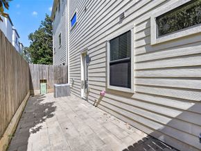 3413 Kensington Yellow Place, Houston TX 77008
