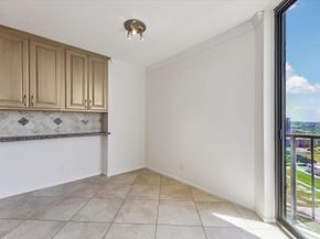 3350 Mccue Road 2204, Houston TX 77056