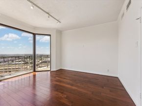 3350 Mccue Road 2204, Houston TX 77056