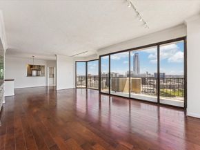3350 Mccue Road 2204, Houston TX 77056