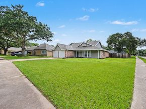 2710 Village Circle Drive, Katy TX 77493