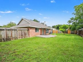 2710 Village Circle Drive, Katy TX 77493