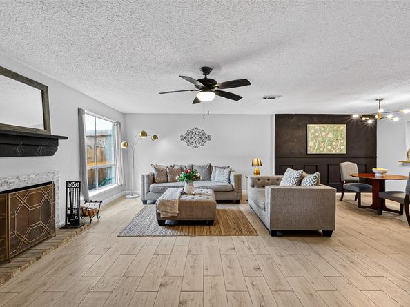 15308 Falmouth Avenue 404, Houston TX 77084