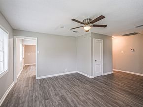 1539 Pleasantville Drive, Houston TX 77029