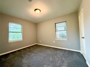 702 Loper Street, Houston TX 77017